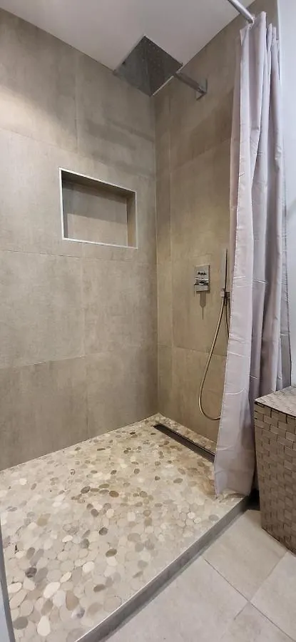 Appartement T2 Comfy - Rdc - Plage 50M - Rue Gratuite Saint-Malo Francia